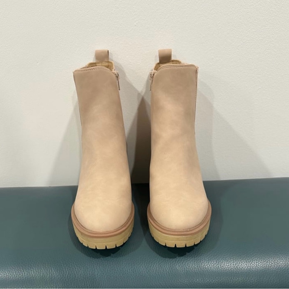 DV by Dolce Vita Juliette Lug Bootie